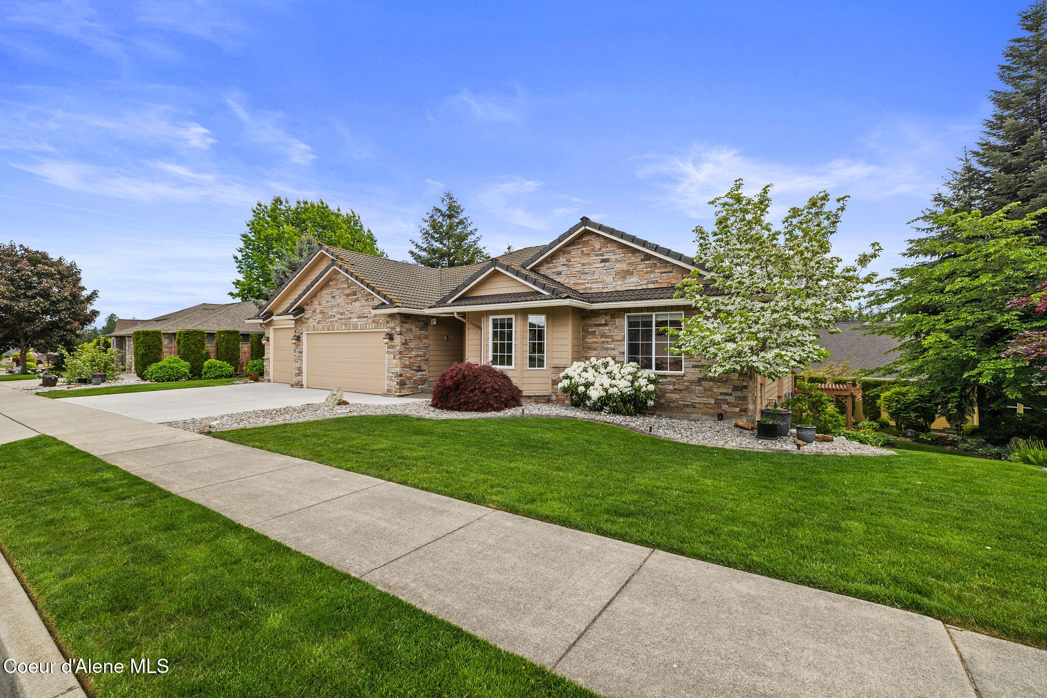 5040 Inverness Drive Post Falls, ID 83854 - Photo 51 of 54 Front Elevation