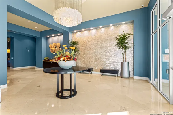 $319,700 | 215 Center Street, Unit 1005, San Antonio, TX 78202