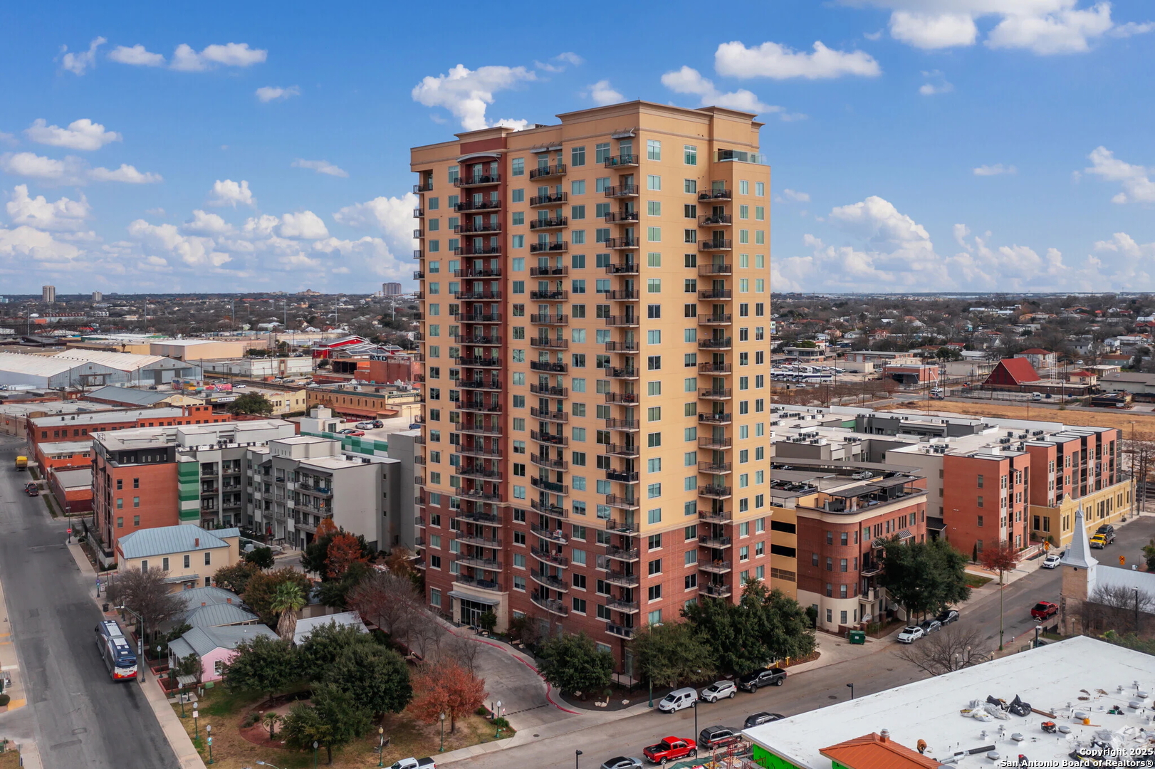 215 Center Street, Unit 1005 San Antonio, TX 78202 - Photo 28 of 29 a view of a city with tall buildings