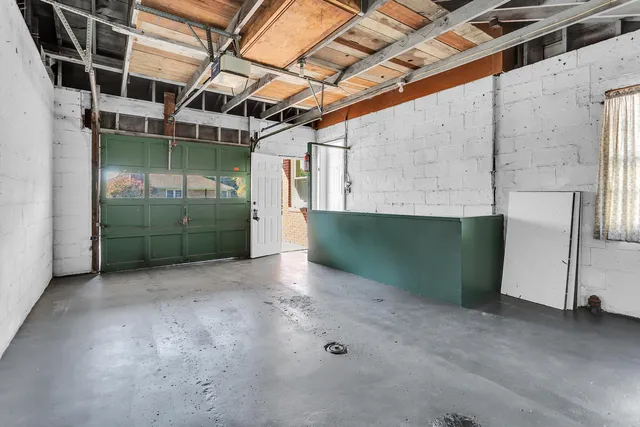 $198,000 | 1302 Elmwood Avenue, Jackson, MI 49203