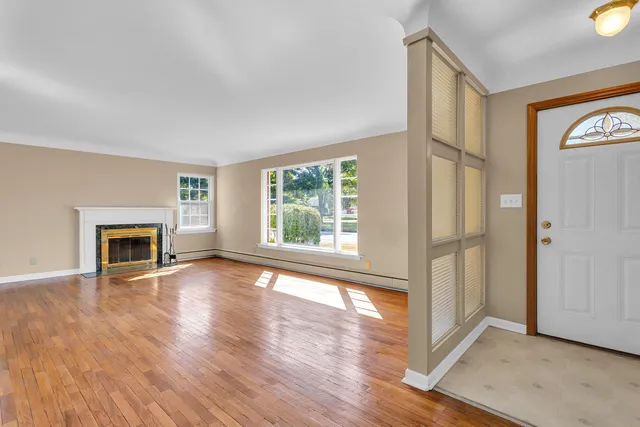 $198,000 | 1302 Elmwood Avenue, Jackson, MI 49203