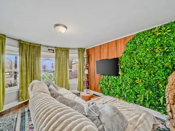 $629,900 | 4224 North Kimball Avenue, Chicago, IL 60618