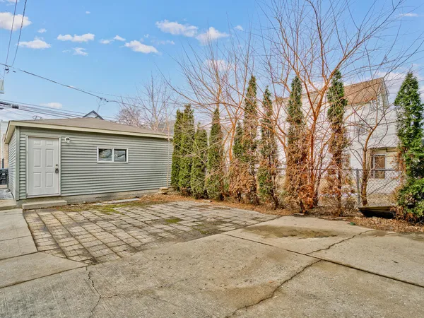 $629,900 | 4224 North Kimball Avenue, Chicago, IL 60618