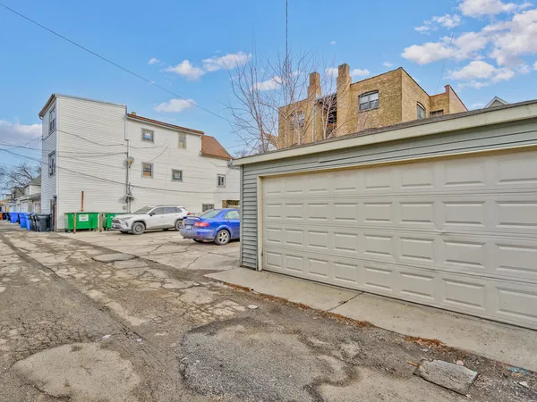 $629,900 | 4224 North Kimball Avenue, Chicago, IL 60618