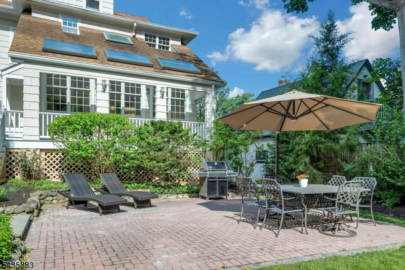 89 Beechwood Road Summit, NJ 07901 - Photo 34 of 45