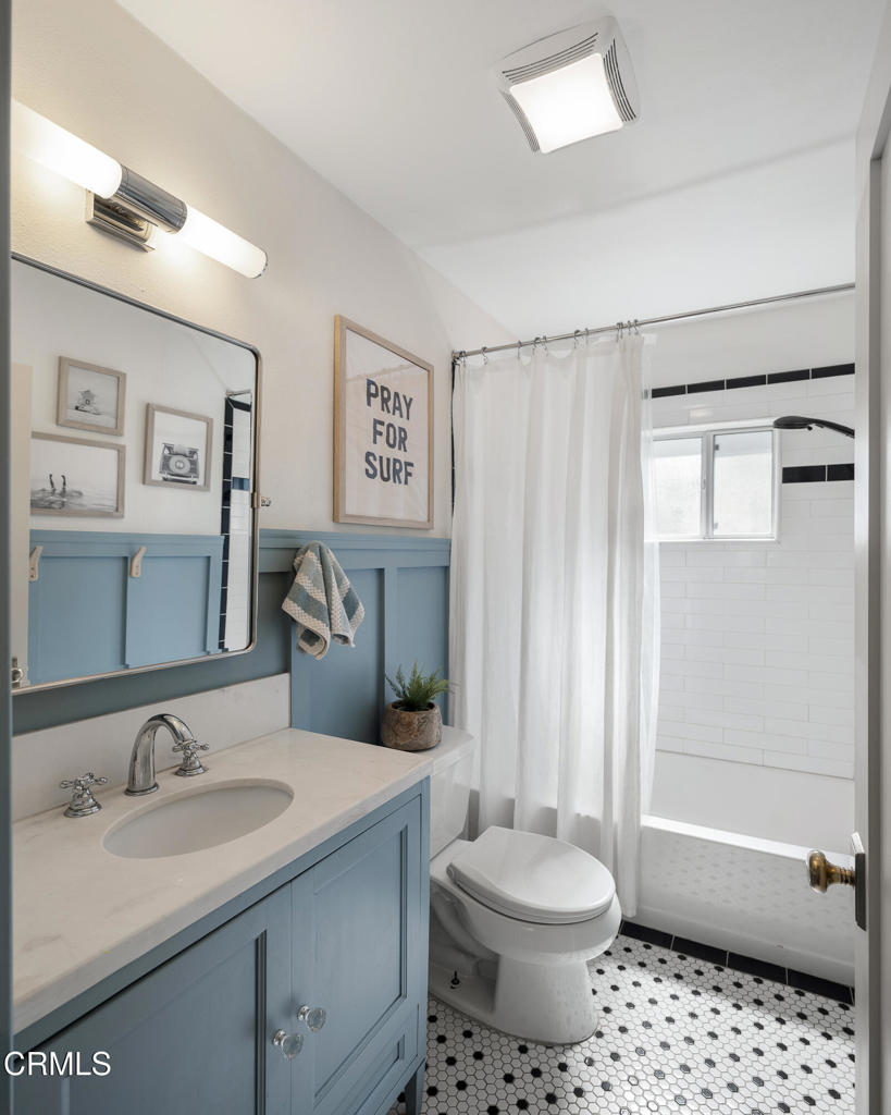 640 East Rio Grande Street Pasadena, CA 91104 - Photo 35 of 61 a bathroom with a sink toilet and shower