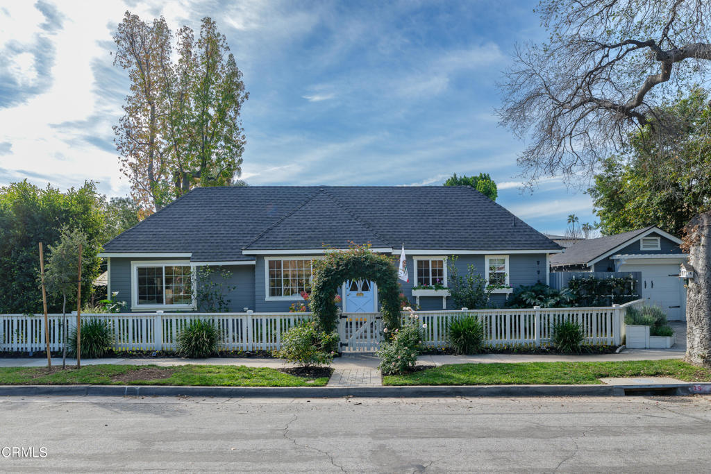 640 East Rio Grande Street Pasadena, CA 91104 - Photo 53 of 61 a front view of a house with a yard