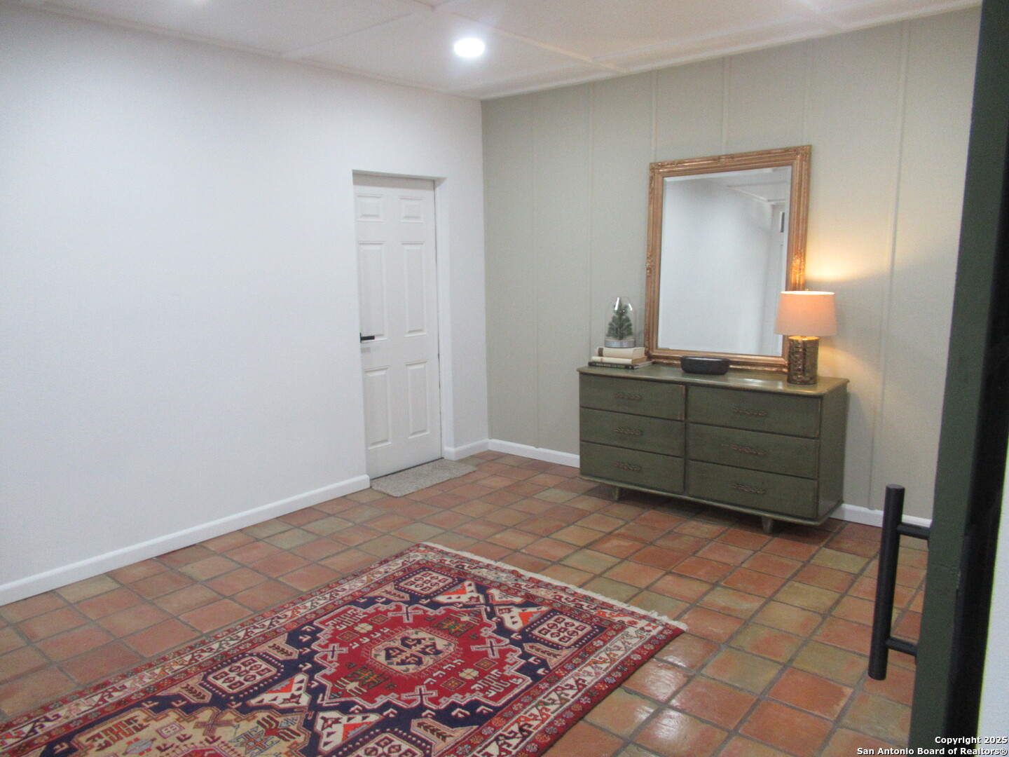 6230 Hickory Hollow Windcrest, TX 78239 - Photo 7 of 40