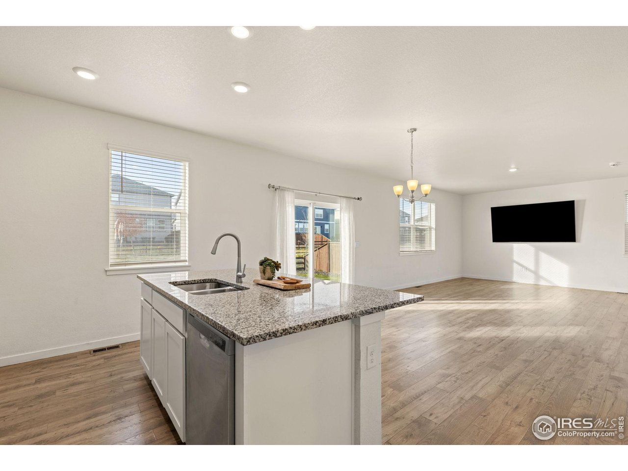 212 Swallow Road Johnstown, CO 80534 - Photo 12 of 32