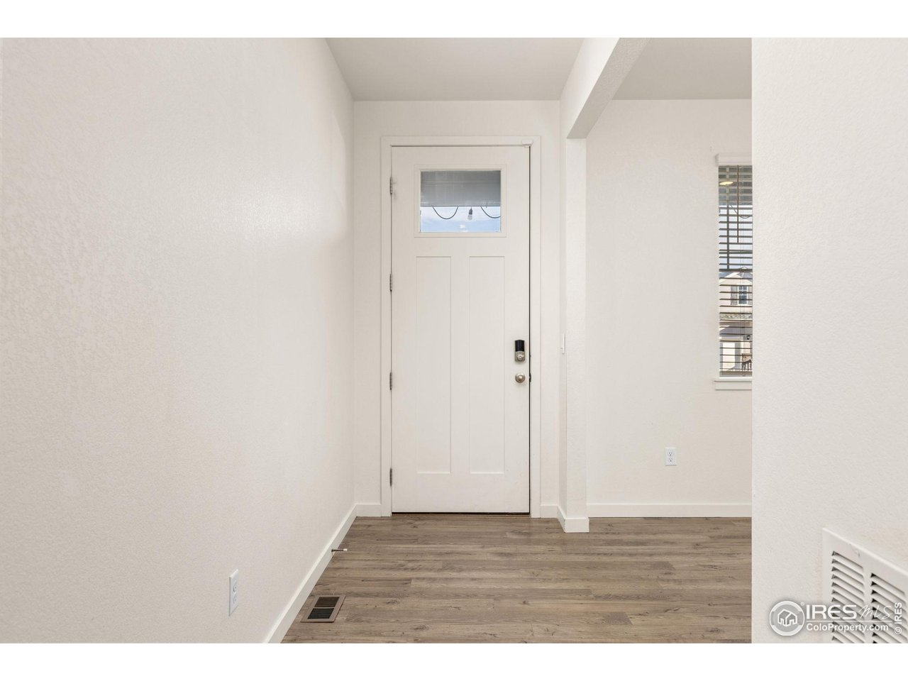 212 Swallow Road Johnstown, CO 80534 - Photo 14 of 32