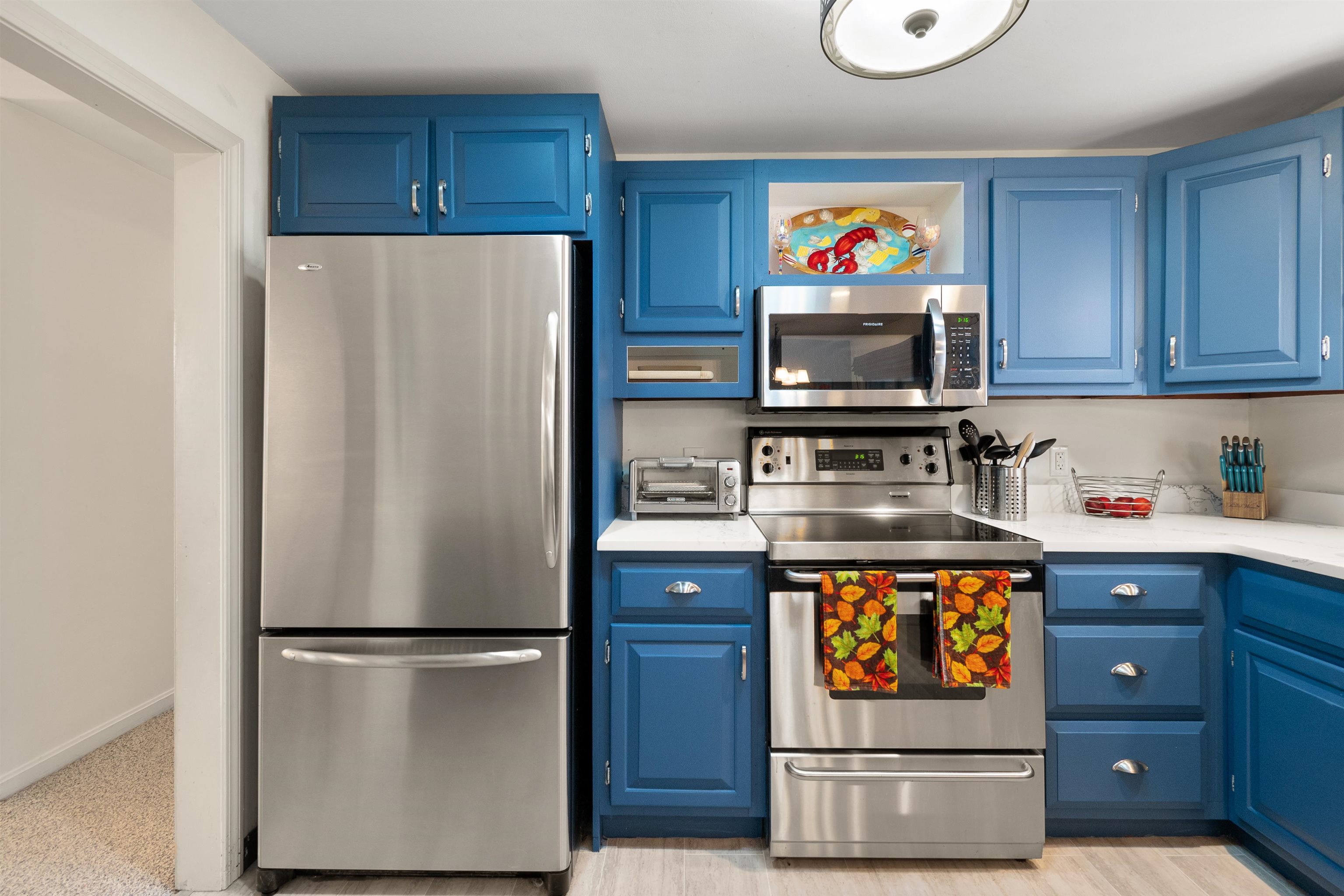 64 Watson Road Exeter, NH 03833 - Photo 4 of 48 Gallery Image 4