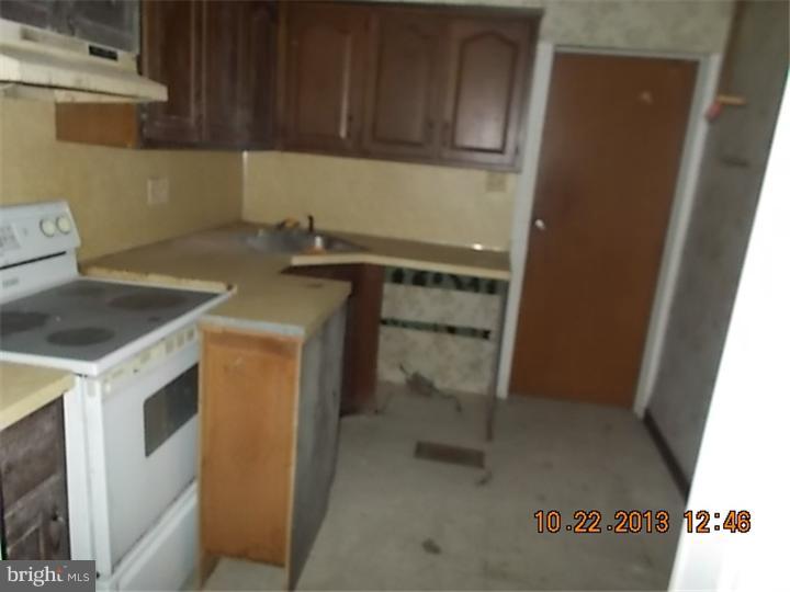 541 Locust Street Reading, PA 19604 - Photo 7 of 8 Gallery Image 7