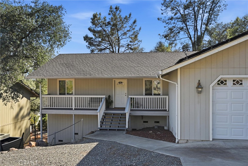 18685 Oak Grove Road Hidden Valley Lake, CA 95467 - Photo 33 of 52 a house view with a backyard space