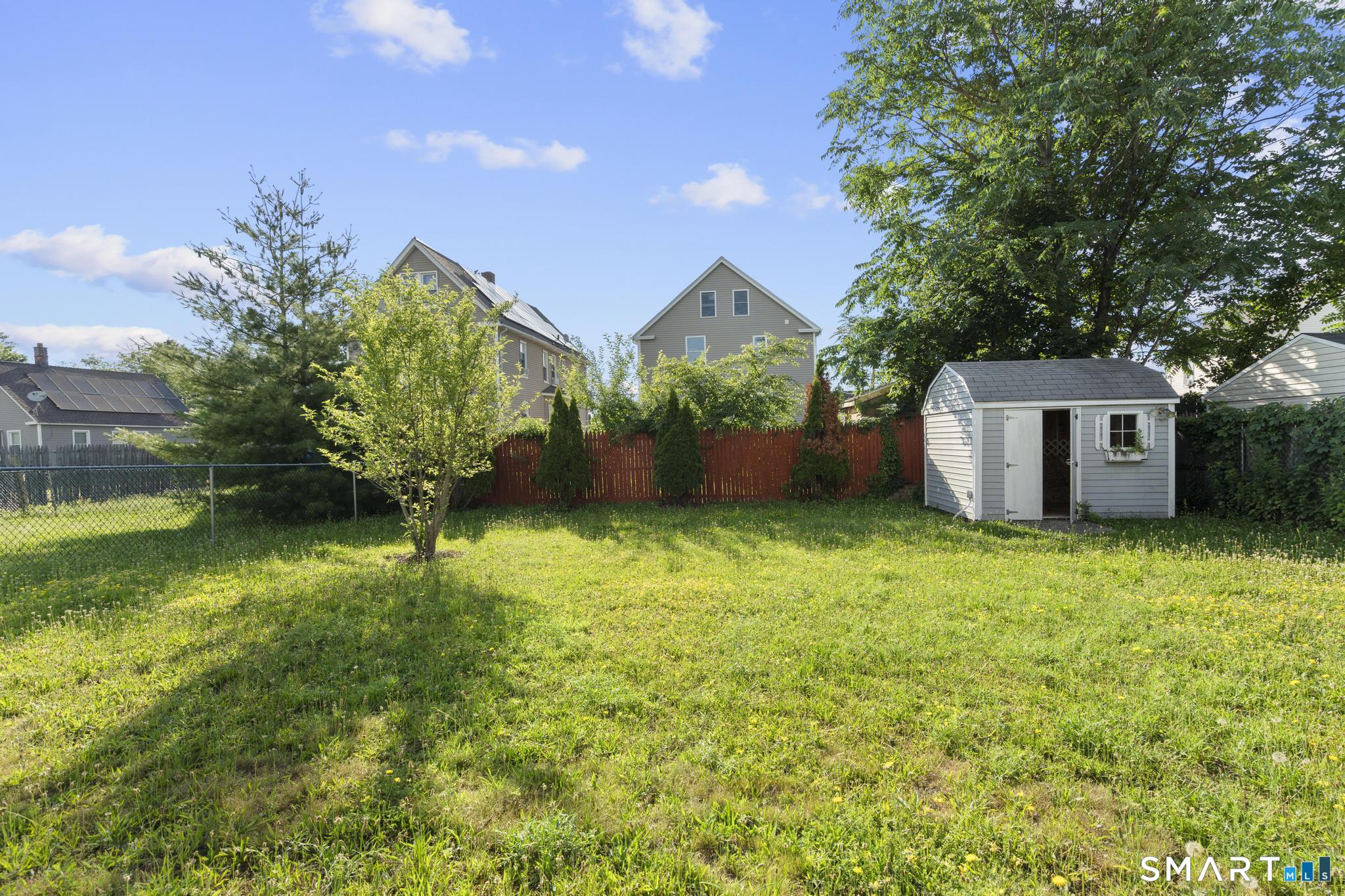 39 Edwards Street Hamden, CT 06517 - Photo 16 of 17