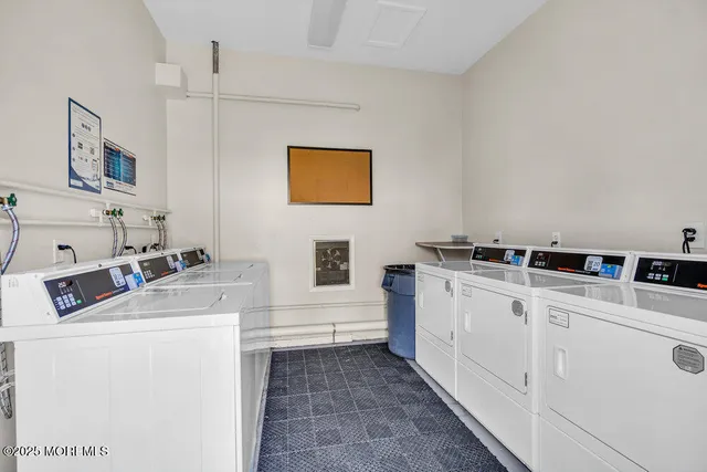 $265,000 | 4 Avon Drive, East Windsor, NJ 08520