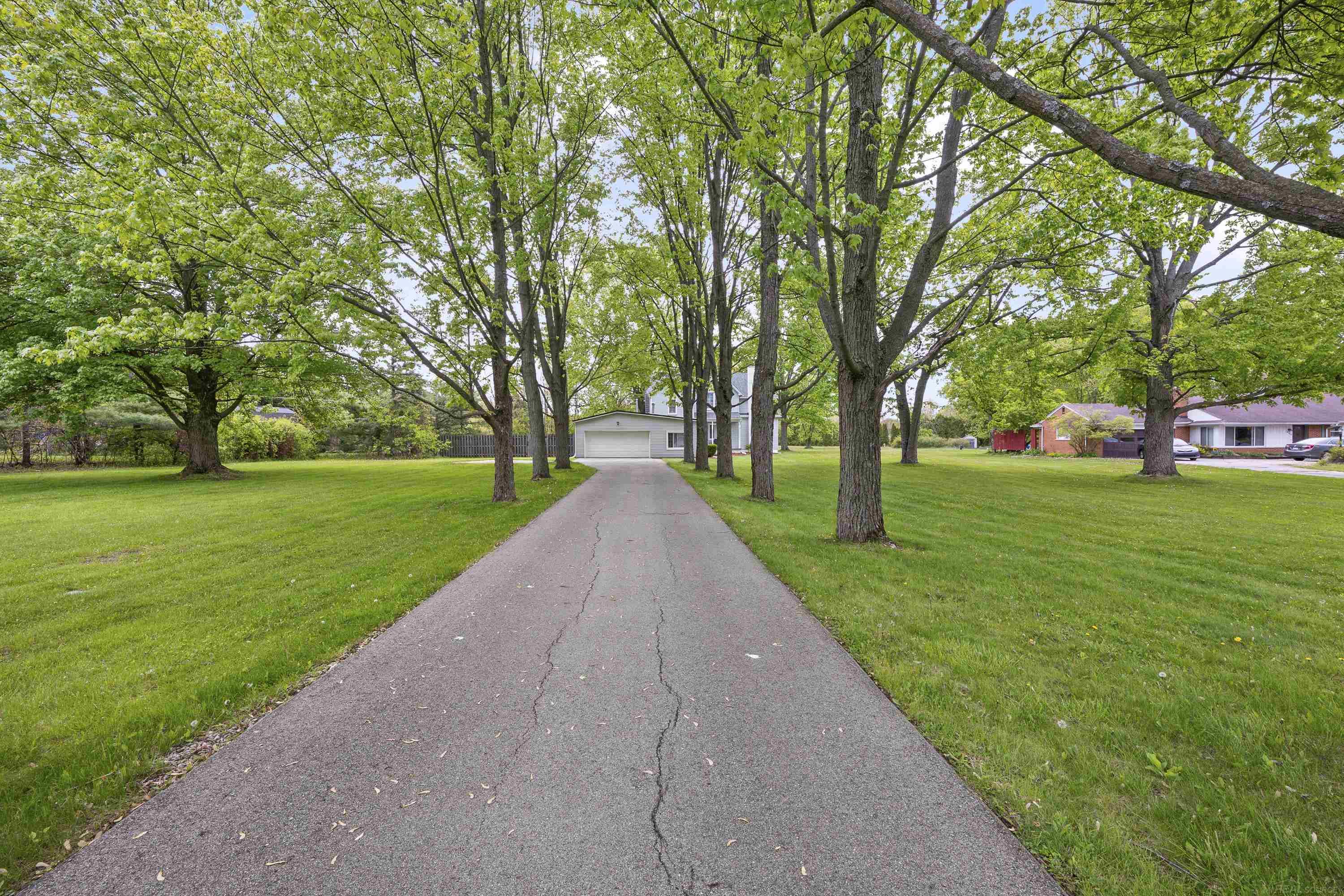 18224 Millar Road Clinton Township, MI 48036 - Photo 2 of 61