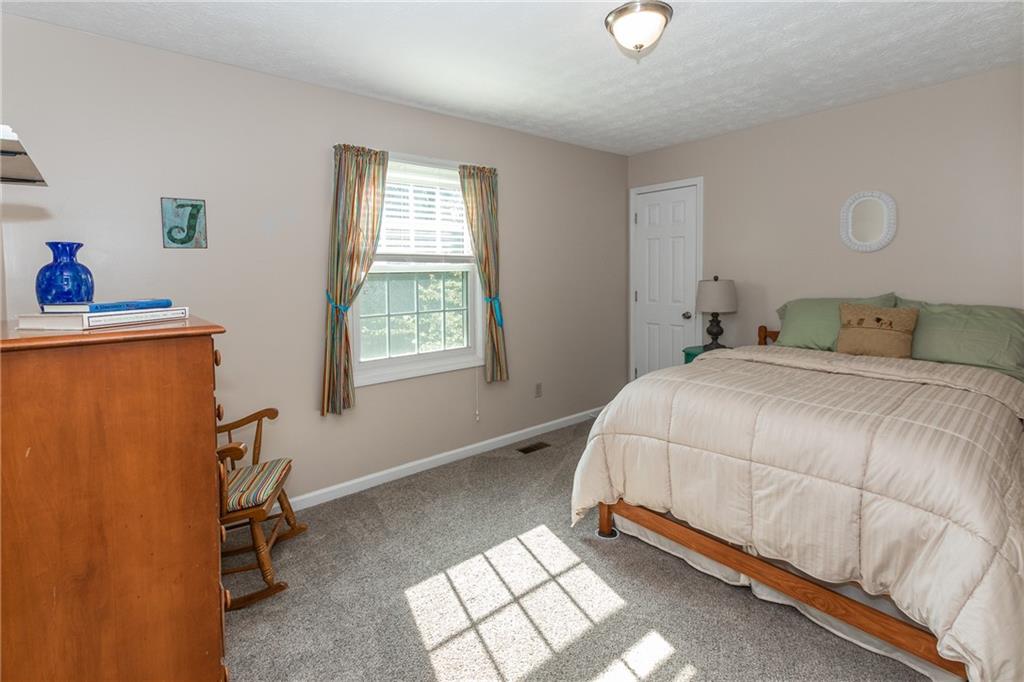 12947 Wembly Road Carmel, IN 46033 - Photo 13 of 23 Gallery Image 13