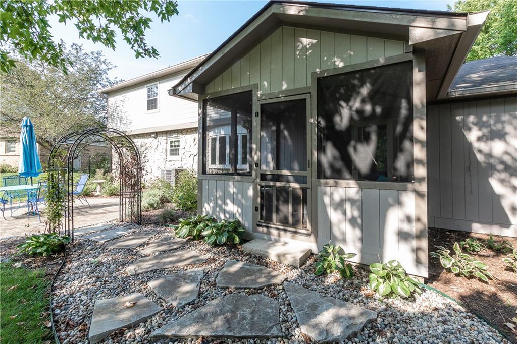 12947 Wembly Road Carmel, IN 46033 - Photo 20 of 23 Gallery Image 20