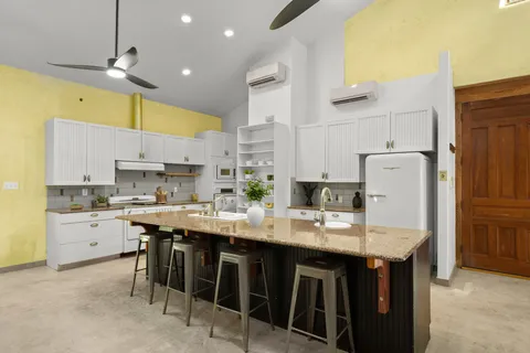 $599,900 | 913 Taulbee Lane, Austin, TX 78757