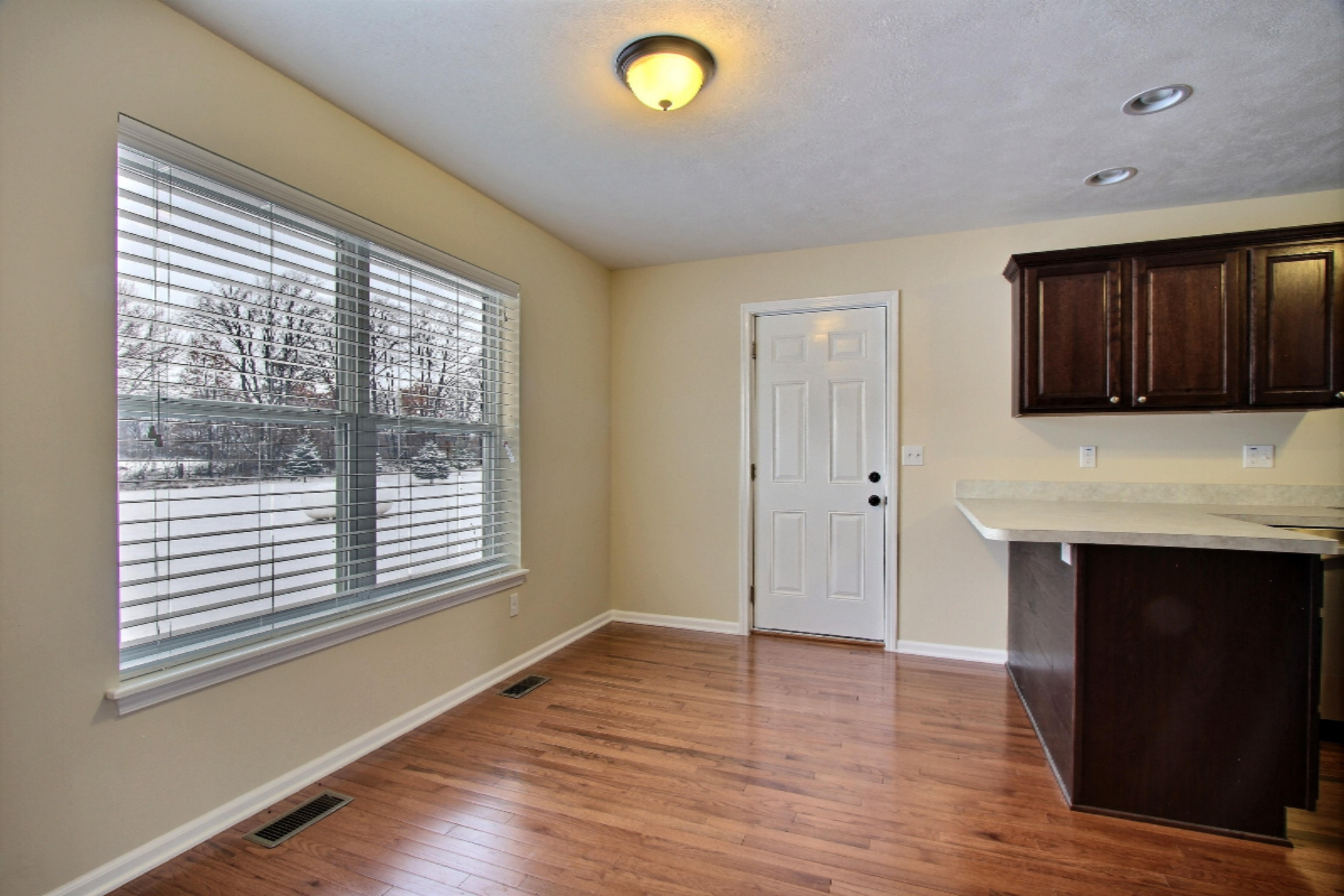 14166 Elm Row Road Albion, MI 49224 - Photo 14 of 26 Breakfast Area