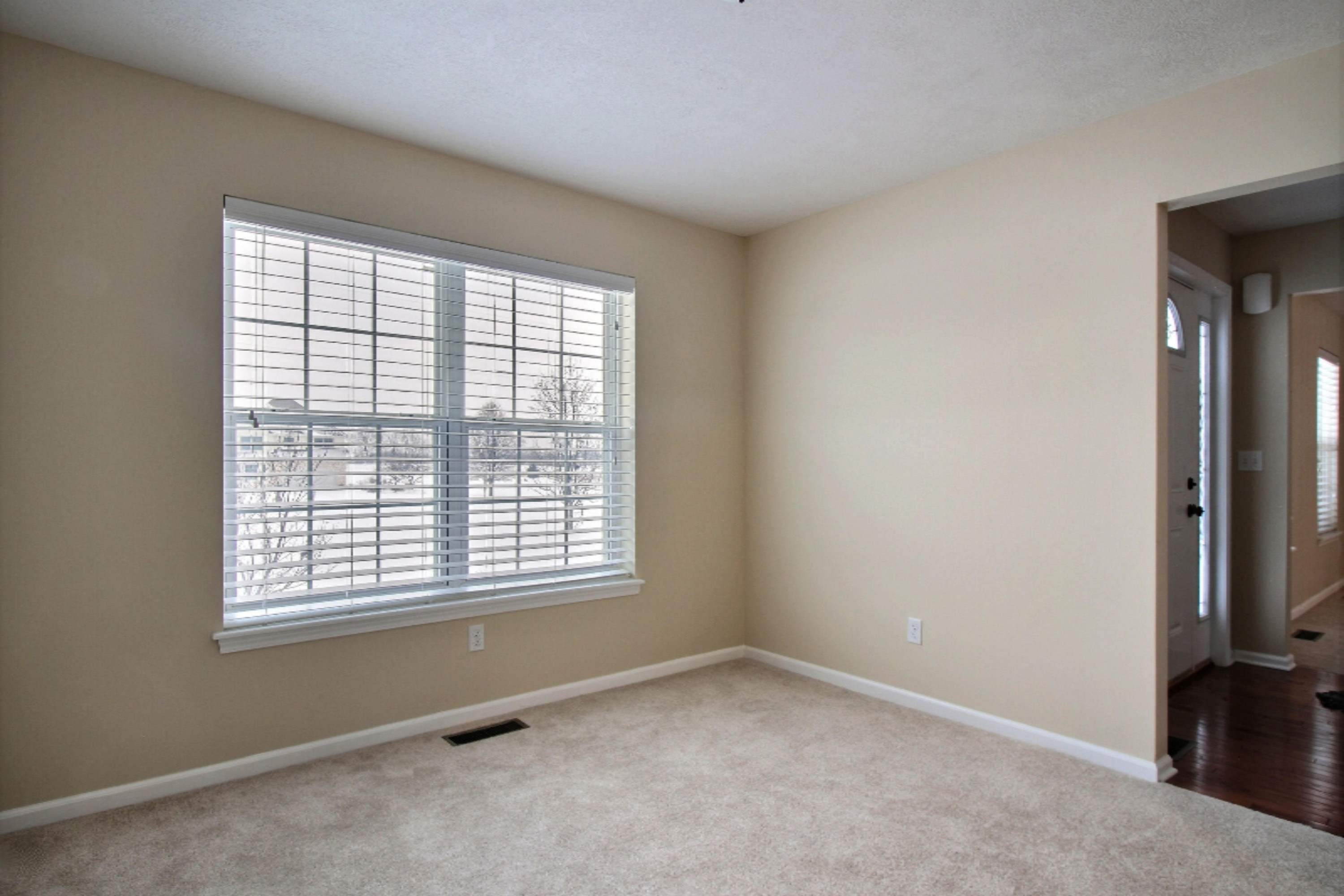 14166 Elm Row Road Albion, MI 49224 - Photo 8 of 26 Dining Room