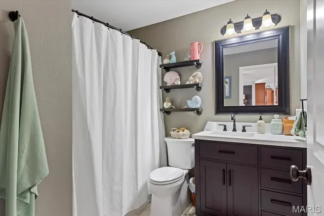 $485,000 | 8014 Charleston, Troy, IL 62294