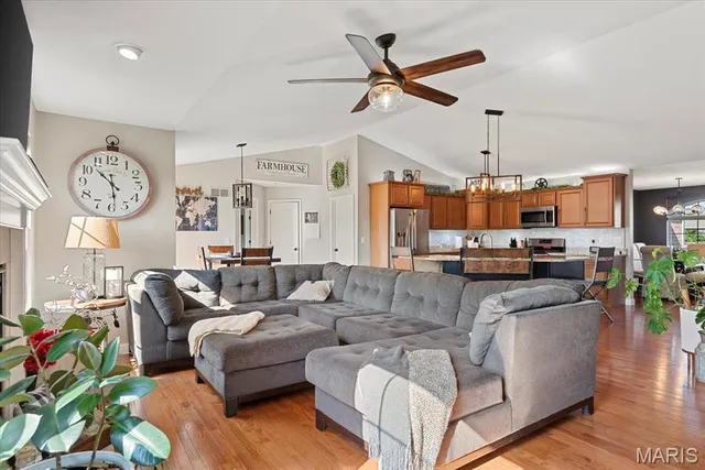 $485,000 | 8014 Charleston, Troy, IL 62294