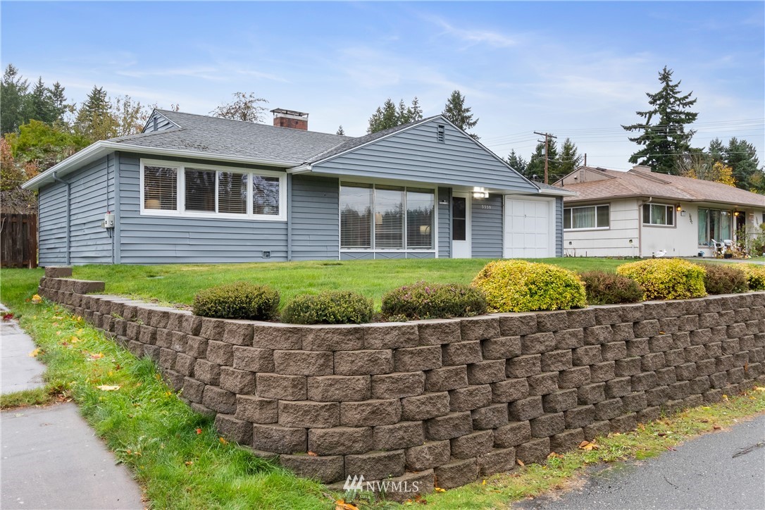 3339 Perry Avenue Bremerton, WA 98310 - Photo 1 of 26 Gallery Image 1