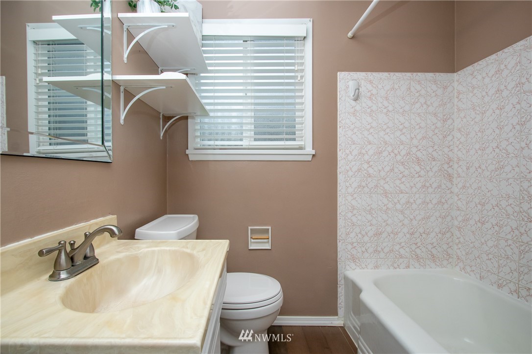3339 Perry Avenue Bremerton, WA 98310 - Photo 20 of 26 Gallery Image 20