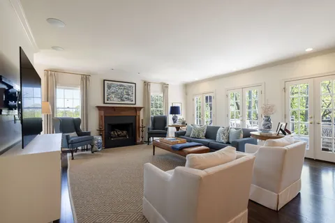 $2,890,000 | 4324 Signal Hill Drive, Nashville, TN 37205