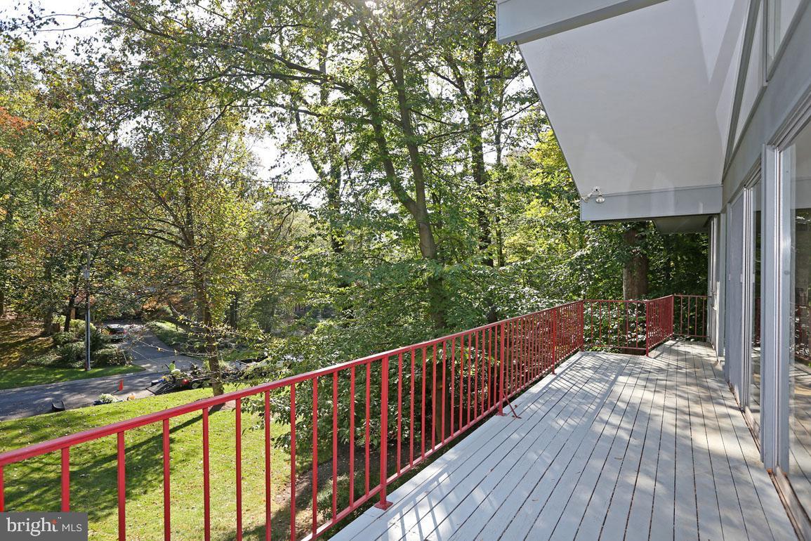 6900 Heatherhill Road Bethesda, MD 20817 - Photo 12 of 30