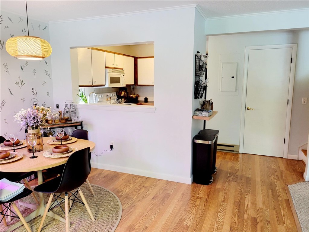 225 High Street Westerly, RI 02891 - Photo 7 of 14