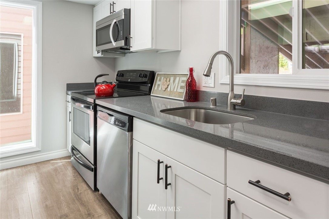 7573 Old Redmond Road, Unit 8 Redmond, WA 98052 - Photo 11 of 20