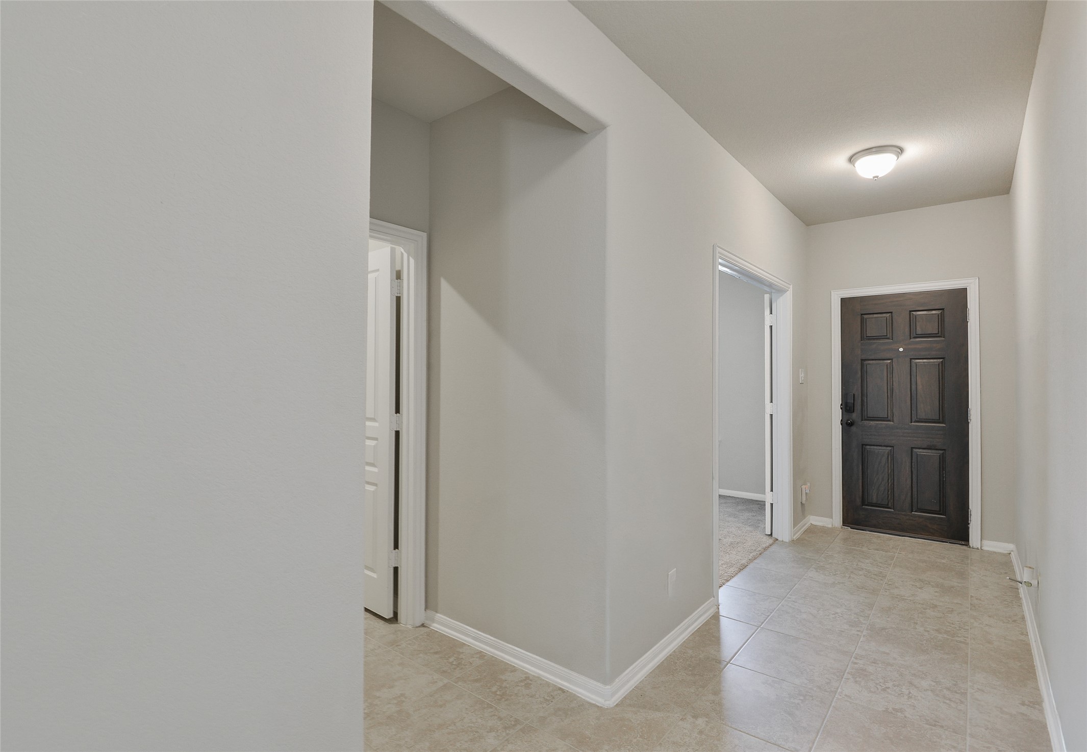 614 Pequin Road Crosby, TX 77532 - Photo 40 of 43 a view of hallway with closet