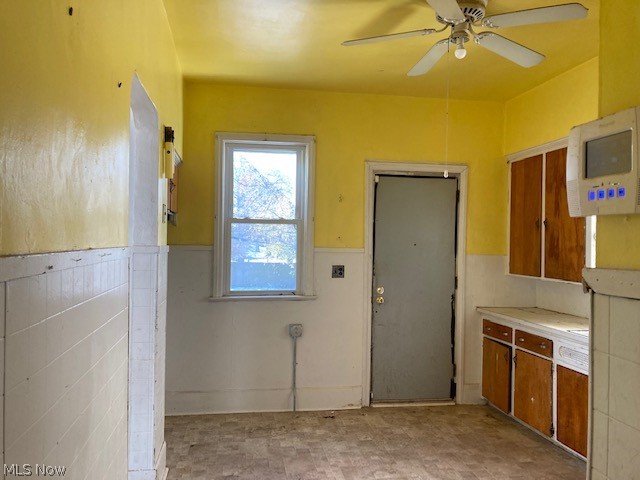 1858 Lakeview Road Cleveland, OH 44112 - Photo 2 of 26 Gallery Image 2