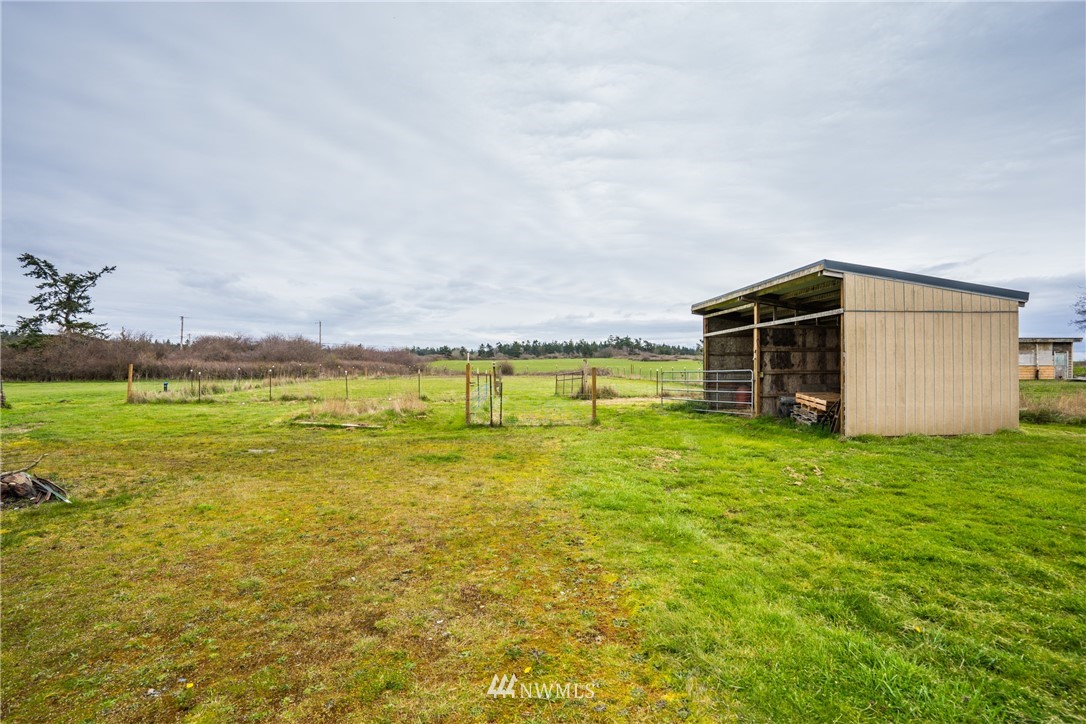 2149 Van Dam Road Coupeville, WA 98239 - Photo 22 of 25 Gallery Image 22