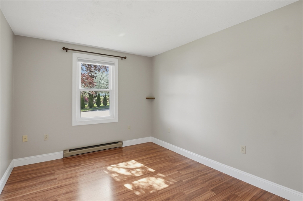 124 Wedgewood Road Worcester, MA 01602 - Photo 18 of 37 Gallery Image 18