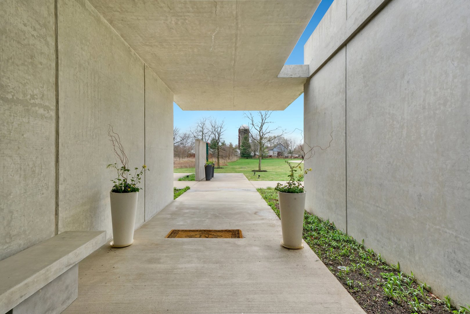 7320 Saratoga Road Morris, IL 60450 - Photo 56 of 61 a view of a porch with couches and potted plants