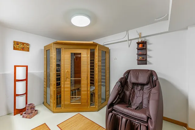 $549,900 | 1108 Oak Ridge Drive, Streamwood, IL 60107