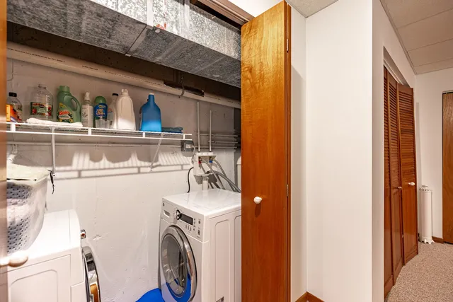 $549,900 | 1108 Oak Ridge Drive, Streamwood, IL 60107