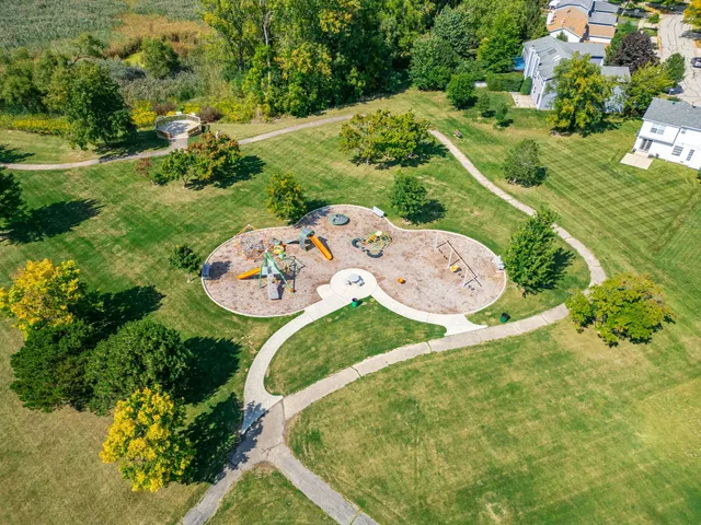 $549,900 | 1108 Oak Ridge Drive, Streamwood, IL 60107