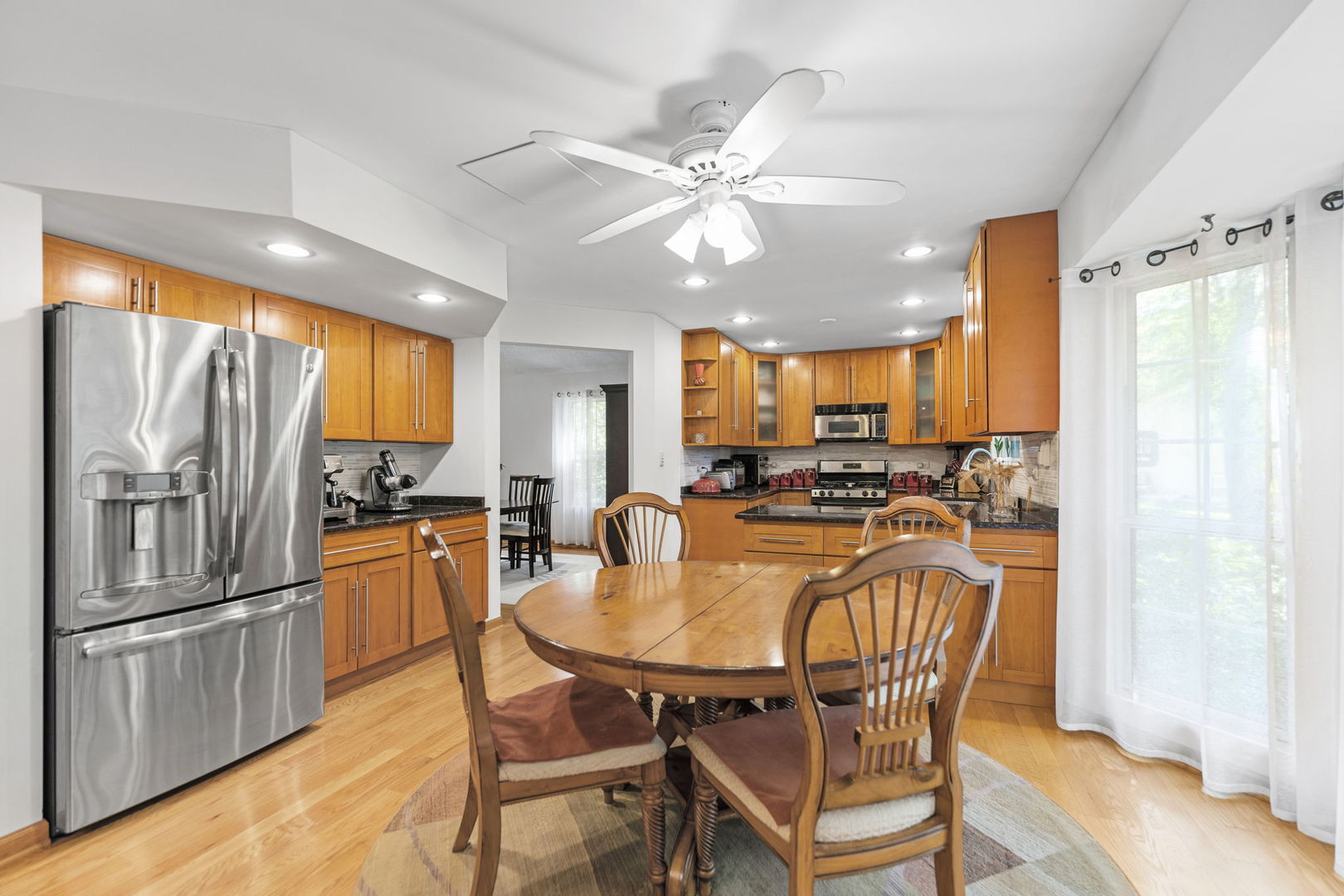 1108 Oak Ridge Drive Streamwood, IL 60107 - Photo 7 of 68