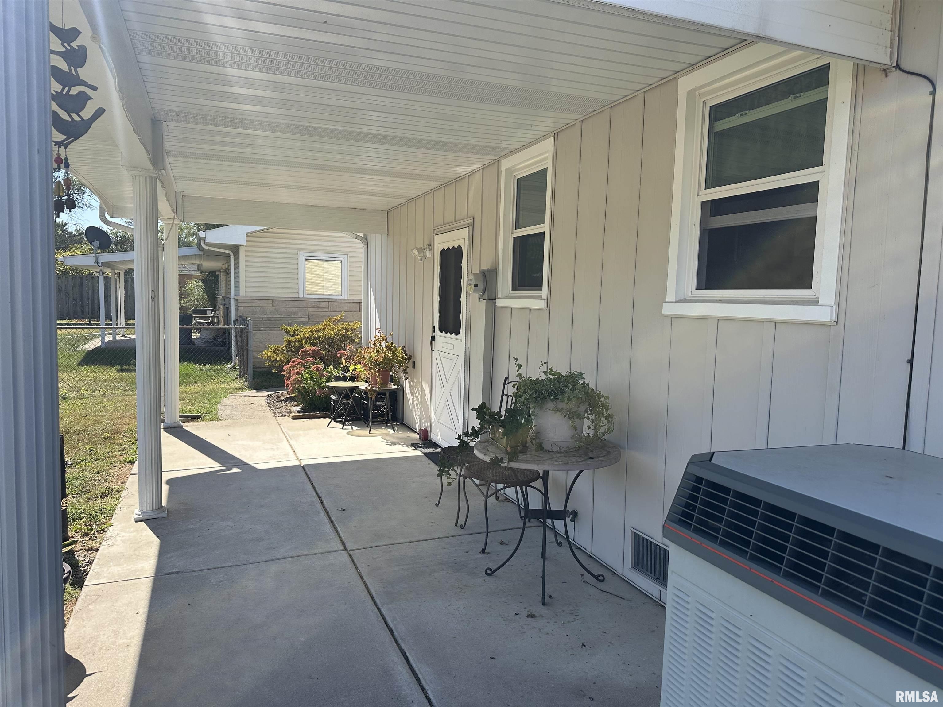 308 10th Street Pawnee, IL 62558 - Photo 22 of 28