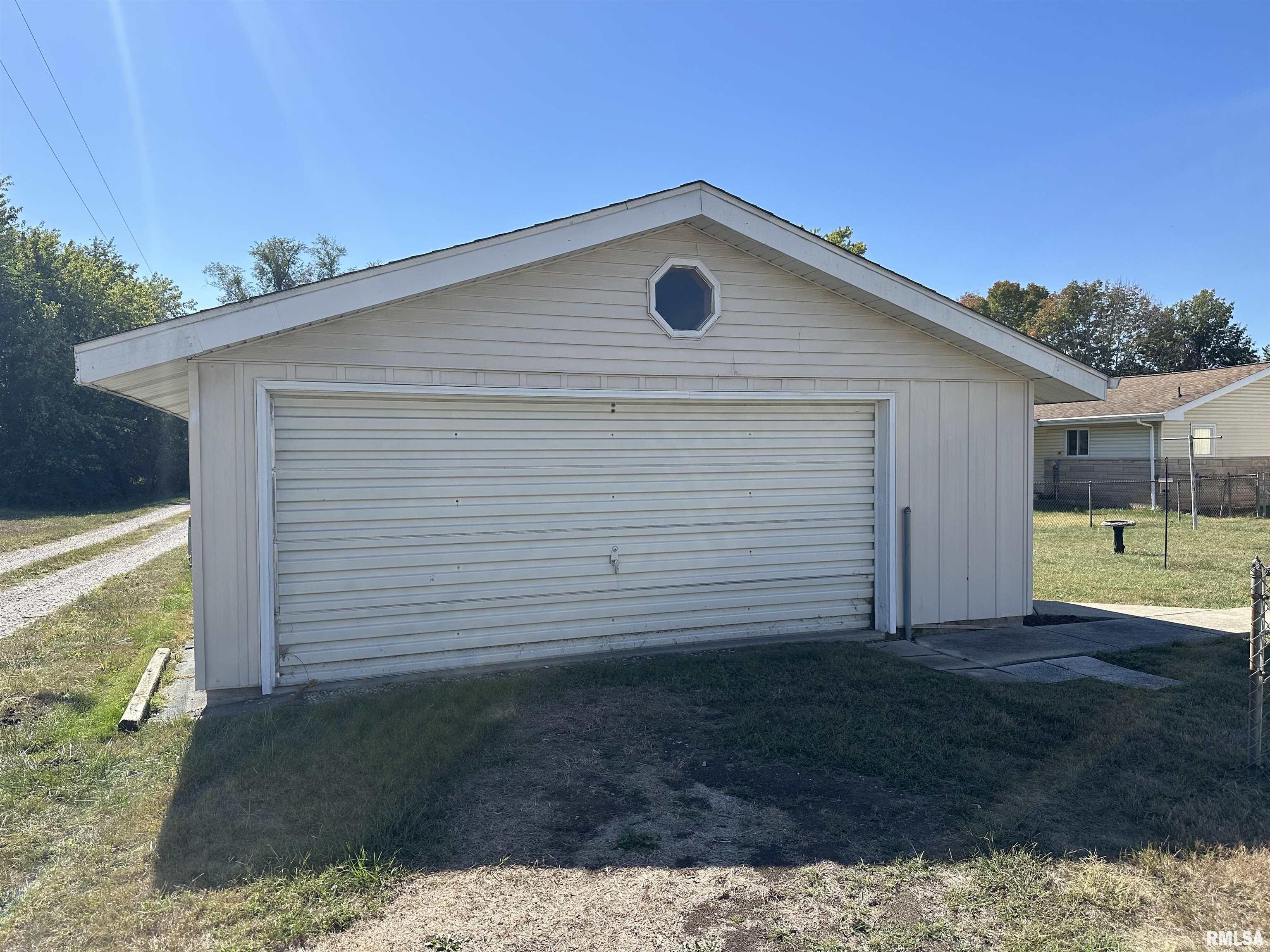 308 10th Street Pawnee, IL 62558 - Photo 26 of 28