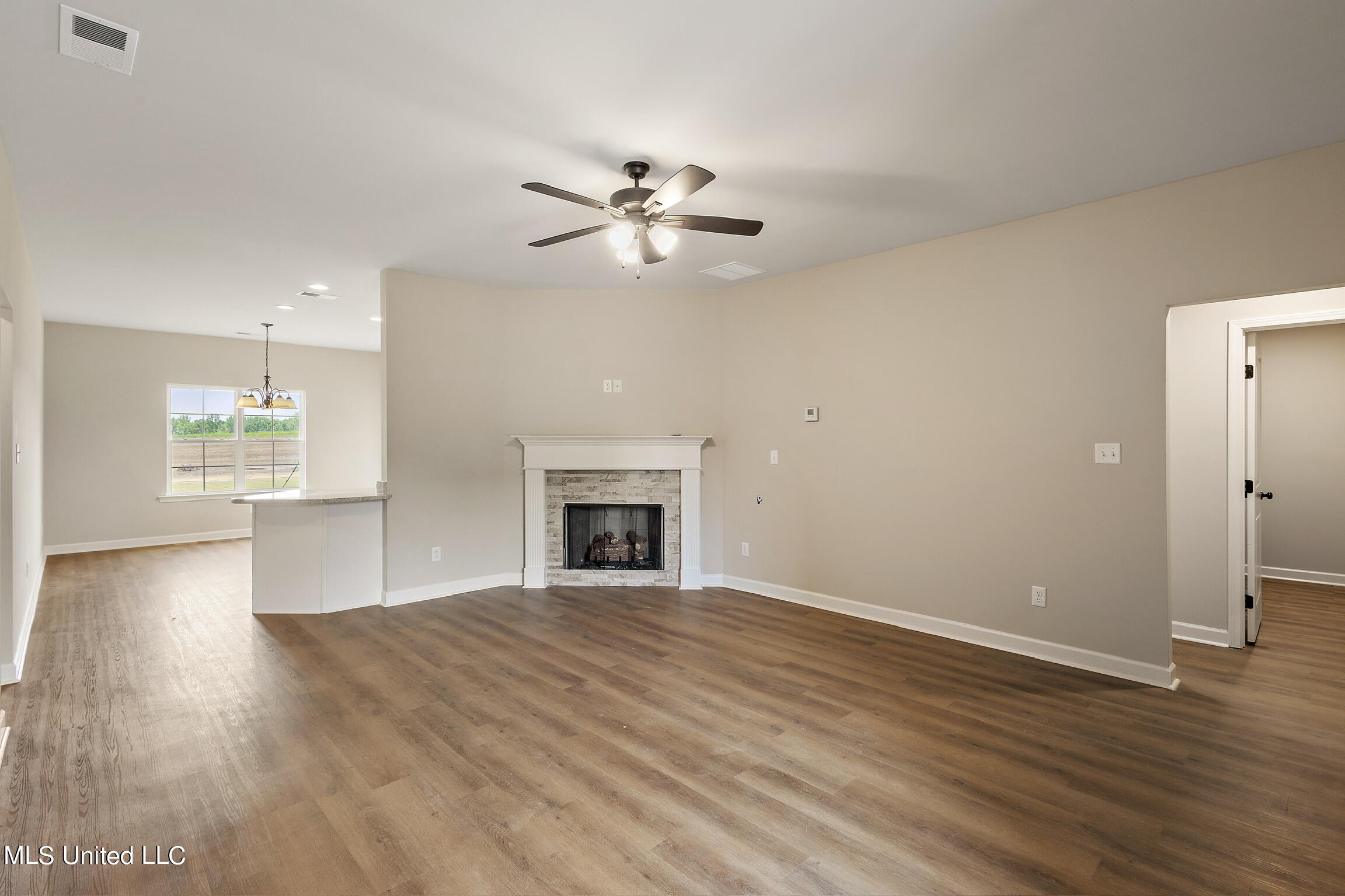 6519 Benjamin Cove Walls, MS 38680 - Photo 7 of 28 Fraser