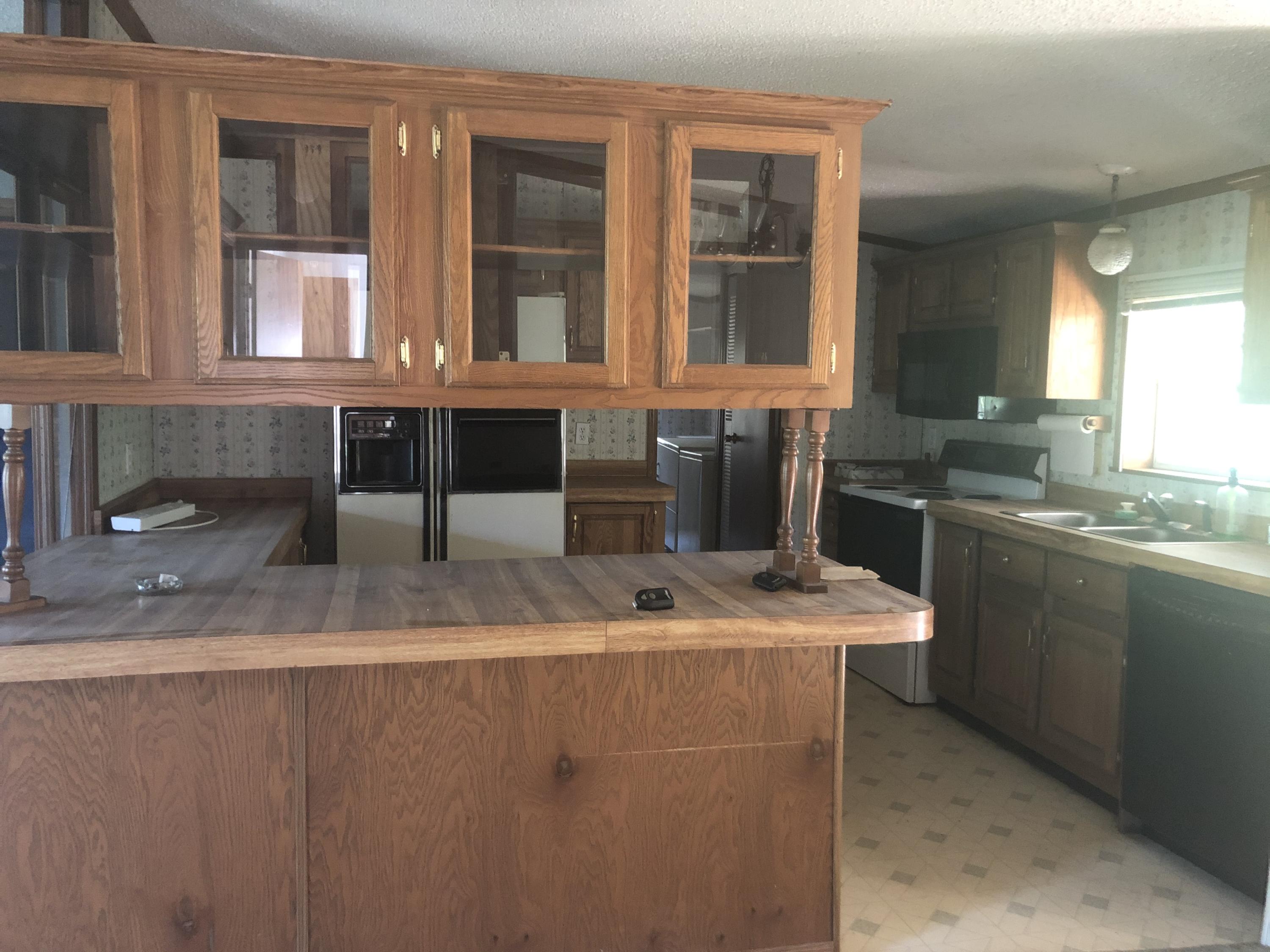 371 Ellis Road Kingston, TN 37763 - Photo 4 of 14 Kitchen