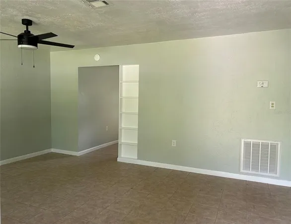 $1,450 | 1639 Northeast 16th Avenue, Unit A/B, Ocala, FL 34470