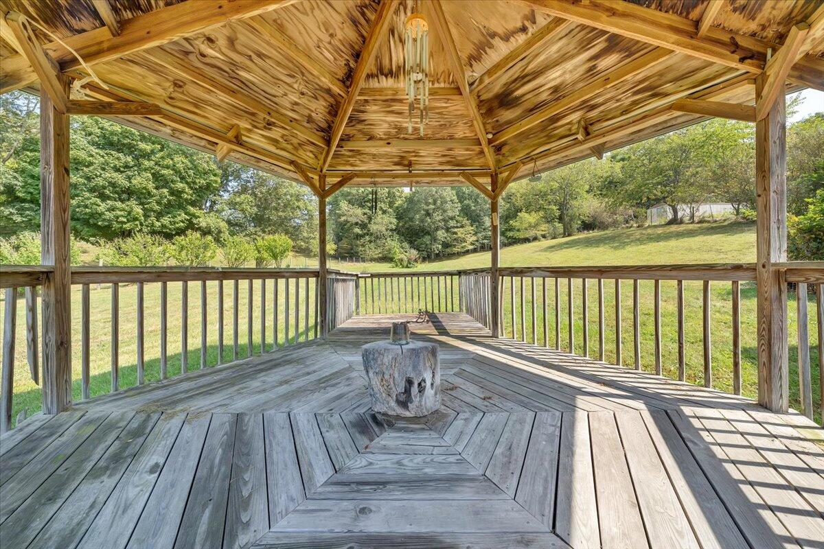 3228 Wilderness Road Bland, VA 24315 - Photo 3 of 58 42-MIB02911