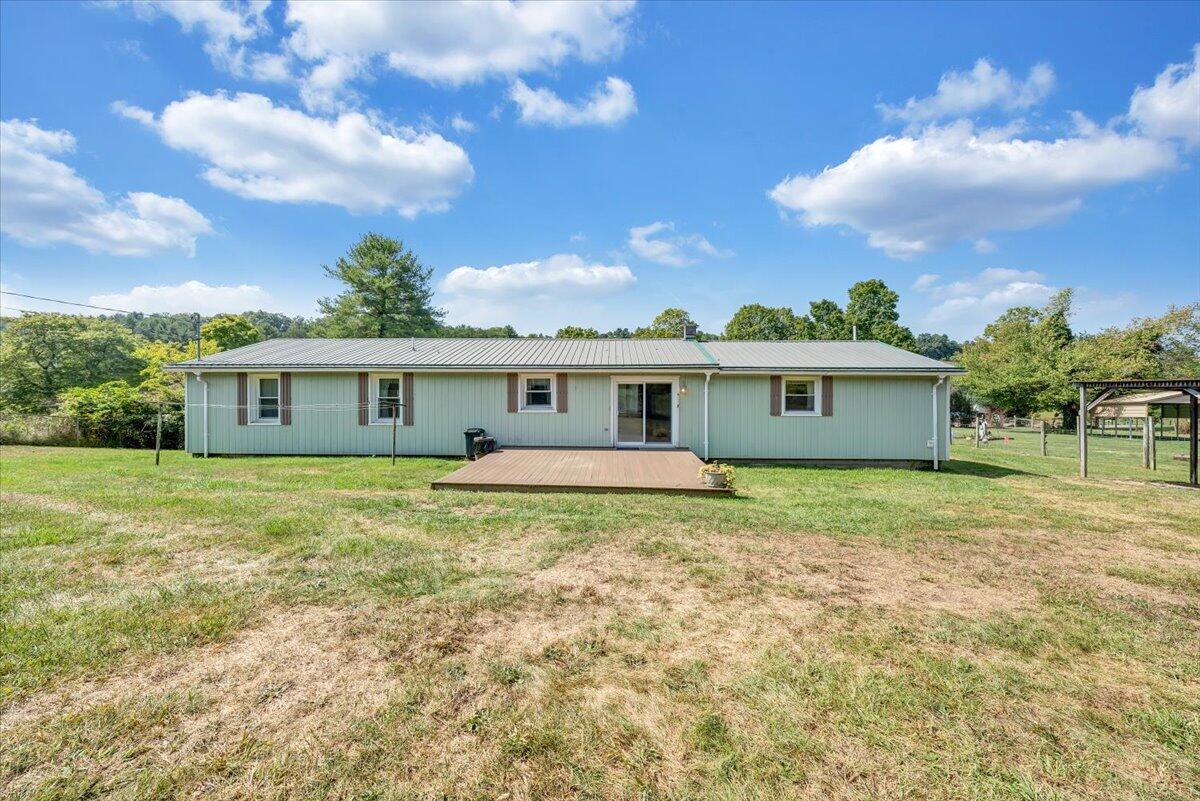 3228 Wilderness Road Bland, VA 24315 - Photo 50 of 58 33-MIB02884