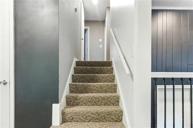 $350,000 | 9317 West 82nd Street, Overland Park, KS 66204